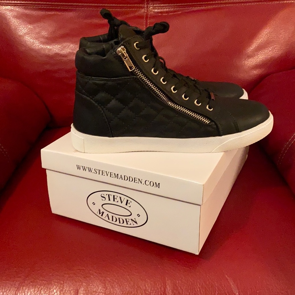 Steve Madden Ankle Booties